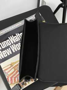 男士纯色多功能翻盖单肩包