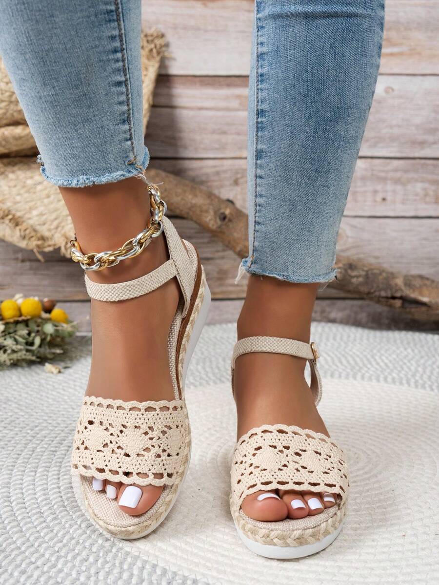 2025 New Lace Patchwork Rope Weaving Hollow Buckle Design Casual Commute Sweet Versatile Style Summer Plus Size Thick Bottom Faux Wood Grain Wedge Sandals For Women
