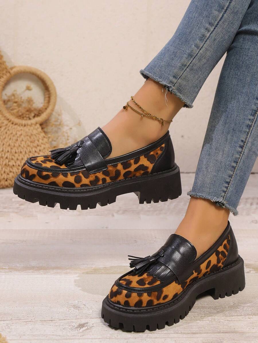 Women's Leopard Print Thick Heel Slip-On Loafers, English Style Versatile Slouchy Flat Shoes, Plus Size - Black - View 1