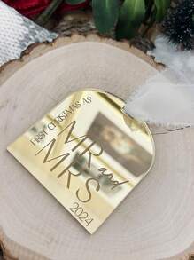 为先生和夫人定制亚克力个性化名字吊坠，为先生和夫人定制的第一年结婚礼物，为新婚夫妇定制的圣诞礼物，婚礼纪念品 - 多色 - 查看 3