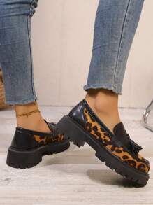 Women's Leopard Print Thick Heel Slip-On Loafers, English Style Versatile Slouchy Flat Shoes, Plus Size - Black - View 4