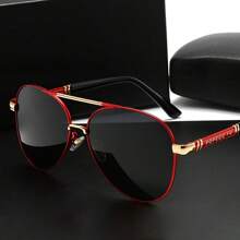1 pièce Nouvelles lunettes de mode polarisées de luxe pour hommes, lunettes de mode pour la conduite pour hommes, marque designer vintage noire pour hommes, lunettes de soleil décontractées pour l'été, la plage, les vacances, l'extérieur et les voyages