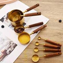 4 pièces Set de tasses et de cuillères de mesure dorées avec poignées en bois de rose, ensemble d'ustensiles de cuisine de cuisson, accessoires de cuisine