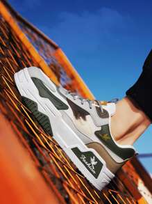 Men's Fashion Thick Bottom Breathable Versatile Low-Top Casual Sneakers