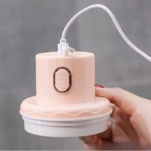 1Pc Electric Garlic Pounder Family Outdoor Party Mixer Three-Blade Mixing Is Safe, Stable And Fast Convenient And Quick To Clean, Easy To Carry Outdoor Appliances, Takes Up Little Space Suitable For Mixing Garlic, Peppers, Vegetables, Etc.