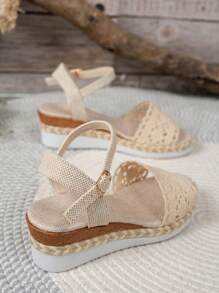 2025 New Lace Patchwork Rope Weaving Hollow Buckle Design Casual Commute Sweet Versatile Style Summer Plus Size Thick Bottom Faux Wood Grain Wedge Sandals For Women