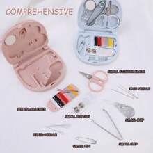 طقم خياطة صغير فاخر للسفر - حزمة إصلاح طارئة محمولة مع خيوط ، مقصات حادة ، إبر يدوية وإكسسوارات إضافية للمبتدئين ، المسافرين ، الفنادق ، الجمعيات الخيرية والمشردين ، مدمج ، خفيف ، سهل الاستخدام (لون عشوائي)