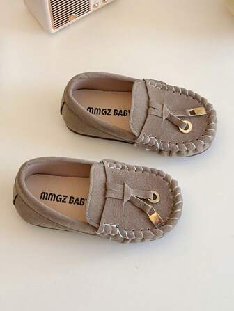 1 双儿童乐福鞋，软皮一脚蹬休闲鞋，适合幼儿男孩和女孩