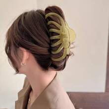 1pc Large Capacity Hair Clip For Women With Thick Hair, French Retro Style Hair Clamp For Bun Updo, 2024 New Hair Claw Hair Clips Hair Jaw Clip Hair Clamps Hair Clutch Hair Catcher Clip