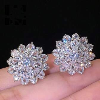 jugalstar 1 Pair Women's Fully Rhinestone Snowflower Zirconia Stud Earrings