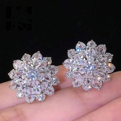 jugalstar 1 par de aretes con forma de flor de nieve completamente cubiertos de rhinestones de circonita para mujeres