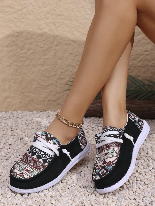 Novos mocassins plus size primavera e outono com cadarço, sapatos casuais com sola macia e respirável, calçados esportivos, sapatos femininos de pano sem cadarço