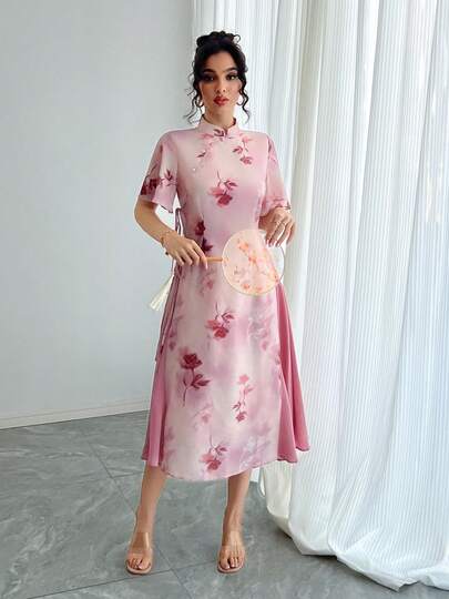 Women's Cheongsam-Style Stand Collar Tied Short Sleeve Floral Print Dress, Lightweight Flowy Summer Qipao-Inspired Dress, Elegant Attire For Middle Eastern & Arabian Ladies, Holiday Formal Wear