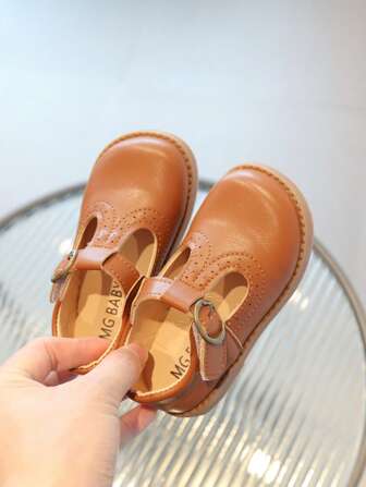 1 Pair Girls Solid Color Embossed Pattern PU Leather Flats, Breathable Comfortable Retro Round Toe Casual Shoes, Suitable For School, Party, Spring/Summer