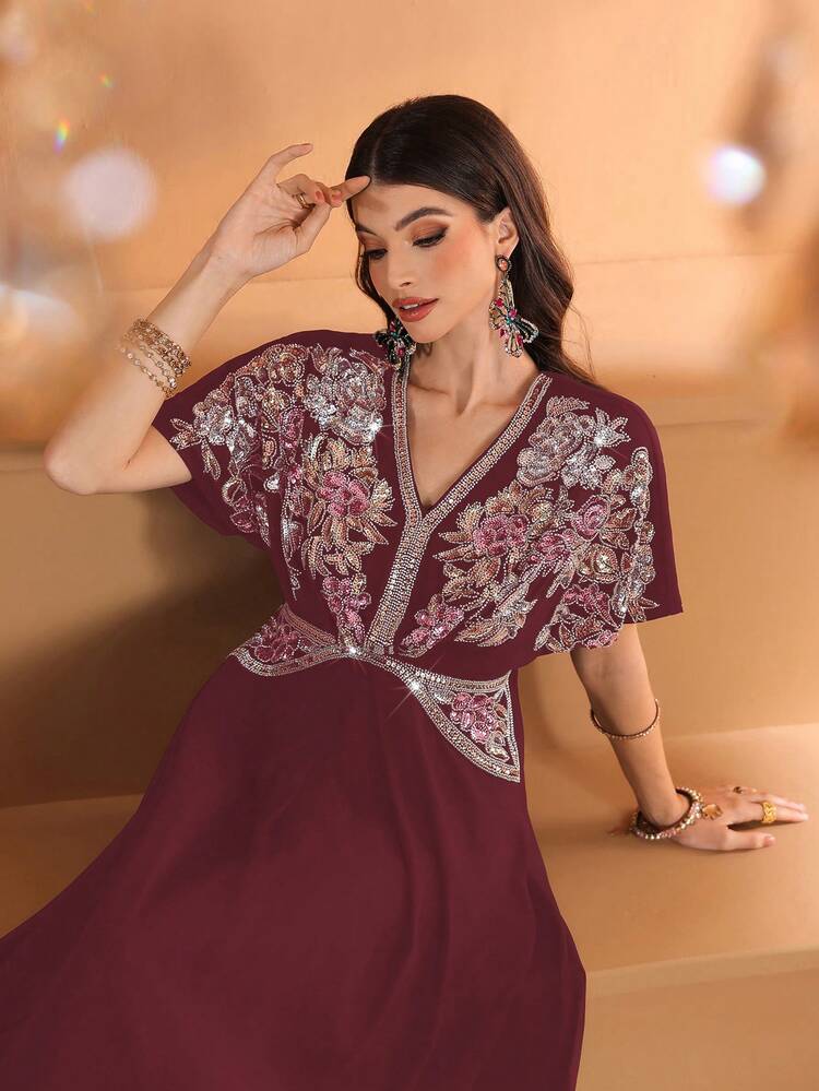 Robe arabe à col en V pour femme, couleur unie, avec broderie florale et perles à la taille, manche longue, coupe haute - Rouge foncé - Voir 8