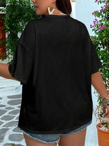 The Spooky Bunch Brady Bunch Nightmare Before Christmas Plus Size Oversize Women T-Shirt (Cyclops Dr. Finkelstein Wolfman) - Black - View 3