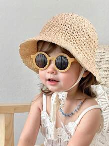 1 件儿童 1-6 岁户外防晒针织草帽和 1 副纯色简约时尚眼镜，适合户外活动和日常使用，春夏季