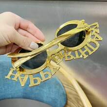 1 件英文字母生日照片道具塑料装饰眼镜 - 金色 - 查看 5