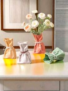 不对称花瓶，客厅装饰设计，新年