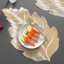 1pc/4pcs/6pcs Nordic 3D Maple Leaf Placemats, PVC Heat-Resistant Anti-Slip Waterproof Table Mats For Dining, Party, Wedding, Holiday Decorations