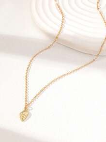 1 件精致小巧的夏季海滩风格贝壳吊坠项链，适合女士珠宝配饰，海滩项链