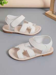 1 Pair Plus Size Girls' Ivory Flat Sandals, Solid Color PU Stitching Strap, Buckle Closure, Round Toe Open Toe, Fashion Luxury Cute Roman Sandals, Suitable For 3-16 Years Old Students Daily Casual Vacation Travel Outdoor Wear, Spring/Summer 2025 Runs Small By 1 Size - Beige - View 2