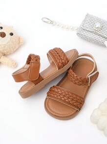 1 Pair Vintage Style Baby/Toddler Girls Woven Beach Sandals - Brown - View 2