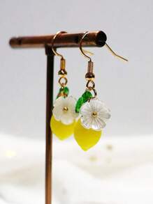 2 Pcs Original Summer Style Sweet Resin Yellow Green Lemons Flowers Dangle Earrings For Women Daily Wear