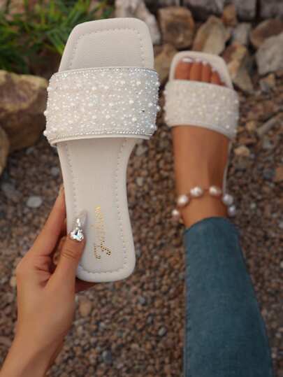 Plus Size Women Student Sandals Slip-On Flats Summer New Silver Square Toe Ladies Sandals Rhinestone Non-Slip Soft Bottom Strap Slides, Fashion Wear With Dress, Suitable For Beach, Preferred By Matron