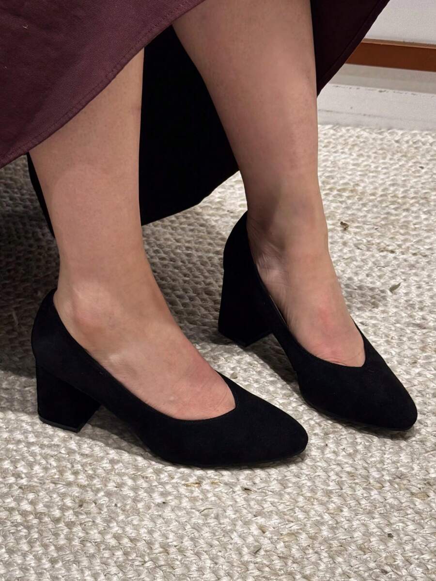 Suede Pumps With Square Heel Stylish High Heels - Black - View 1