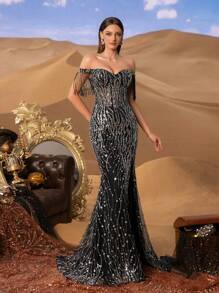 Faeriesty Haute Glamour Elegant Off-Shoulder Sequined Evening Gown With Beaded Fringe & High Slit - Lustrous Shimmering Beadwork For Luxury Banquets, Red Carpet Events & Glamorous Evenings - Black and White - View 4
