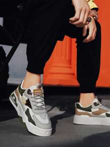 Men's Fashion Thick Bottom Breathable Versatile Low-Top Casual Sneakers