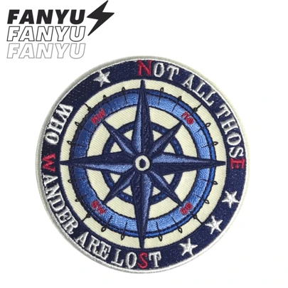 3.5 นิ้ว "Not All Those Who Wander Are Lost" เข็มทิศ ฮิปปี้ พังก์ร็อค การ์ตูน ผจญภัย ตลก เท่ ปะเย็บ ปักลาย, อุปกรณ์เสื้อผ้า DIY, รีดบน แจ็คเก็ต S ตกแต่งกระเป๋าเป้ อัปปลิก ฤดูร้อน, โรงเรียน