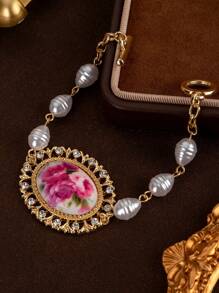 1pc Fashionable Vintage High-End Faux Pearl Oval Floral Print Sparkling Rhinestone Palace Style Exaggerated Large Bracelet - Yellow Gold - View 3