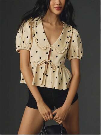 Camicetta da donna con maniche a sbuffo corte, nodo anteriore, design a volant, colletto morbido, stile peplo, camicia carina con lacci