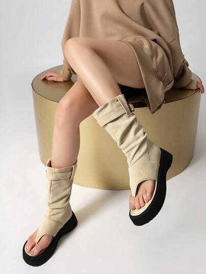 Botas de plataforma de 4,5 cm para mujer, nuevos lanzamientos de otoño 2025 de vuelta al colegio, sandalias de suela blanda y tacón bajo que aumentan la altura, botas slouch