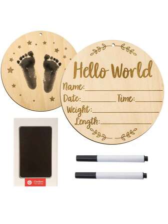宝宝公告牌，5.9 英寸圆形婴儿房名字牌，带印台，可印宝宝手印和脚印，木制 Hello World 新生儿牌，可用作照片道具