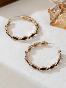 1 Pair Fashion Simple Red Hoop Earrings, European Style Vintage Exaggerated Personalized Alloy Earrings, Weighs About 18g, Suitable For Women Daily Wear And Travel