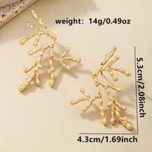1 Pair Coral Ocean Themed Luxury Fashion Asymmetrical Exquisite Bohemian Style Earrings, Zinc Alloy Material, Suitable For Women To Wear On Beach Vacations And Parties