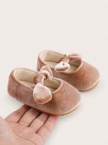 Spring And Autumn Infant Princess Shoes For Female Babies 0-1 Years Old Soft Soled Non Slip Shoes For Newborns 6-12 Months Learning To Walk Shoes - Khaki - View 6