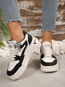Women's Fashionable Lace-Up Casual Sports Sneakers Skateboard Shoes