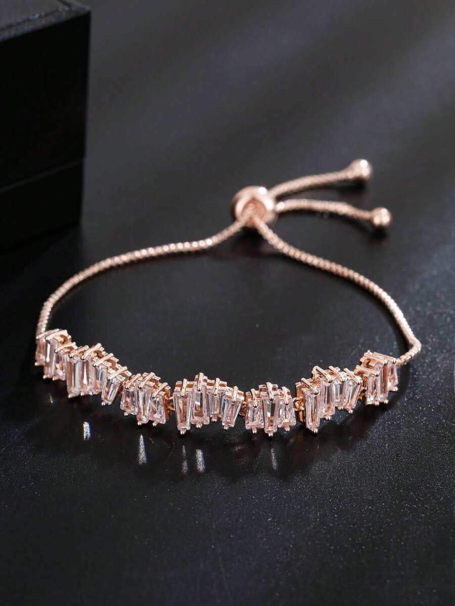1 件时尚方晶锆石女士铜镶嵌锆石可调节银色手链，日常佩戴