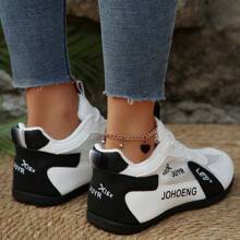 New Breathable Soft Sole Anti-Odor Casual Versatile White Sneakers