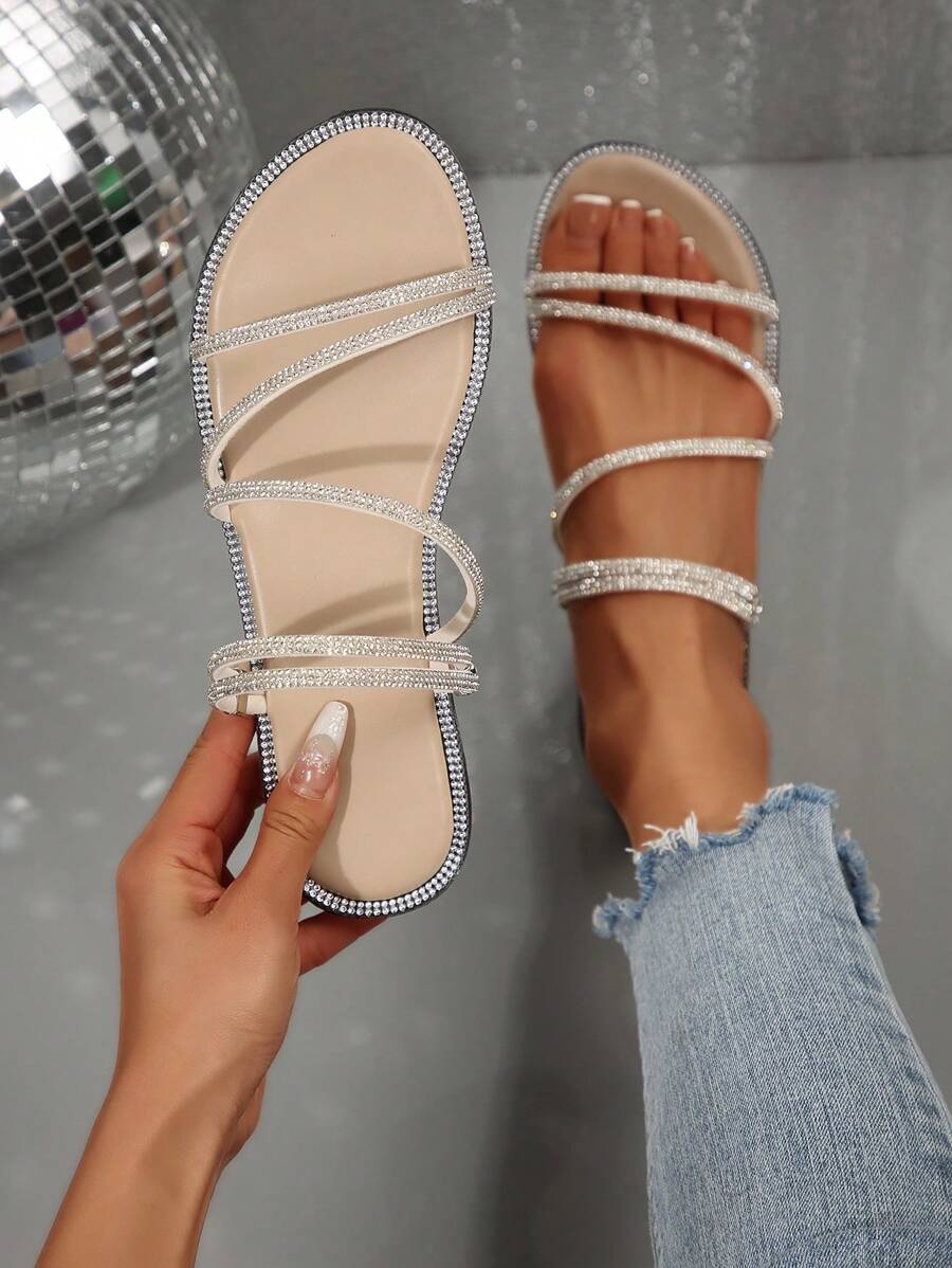 女士时尚平底套脚凉鞋，百搭网红风，适合约会、购物、聚会、派对、通勤和居家穿着，春夏穿搭必备