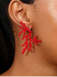 1 Pair Coral Ocean Themed Luxury Fashion Asymmetrical Exquisite Bohemian Style Earrings, Zinc Alloy Material, Suitable For Women To Wear On Beach Vacations And Parties