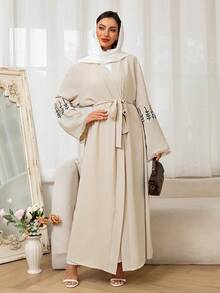 连衣裙女式春季时尚新款别致花卉刺绣长袖前开长袍伊斯兰服装腰带连衣裙长袍 Kafan