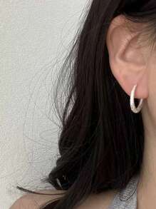 1 Pair Elegant Chic Luxurious Simple Versatile Personalized Geometric Design Glimmer Hoop Earrings, Suitable For Daily Wear And Dates