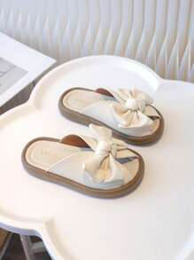 1 Pair Girl's 2025 New Arrival Flat Slippers, Bowknot Design, Fashion, Rubber Sole, Versatile Slide Sandals
