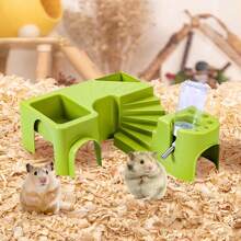 Cage à hamster avec un jouet bouilloire, bol à nourriture, plateforme de salle de bain, maison d'évasion et base de cage. Combinaison de cage en fil d'or et de jouet