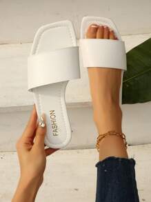 女士平底凉鞋，时尚、高端、优雅、耐用、舒适休闲，女性的最佳选择